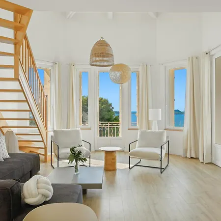 Sea View Duplex At Giens Peninsula