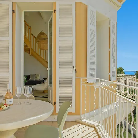 Sea View Duplex At Giens Peninsula