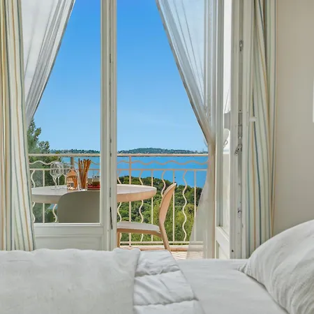 Sea View Duplex At Giens Peninsula 耶尔