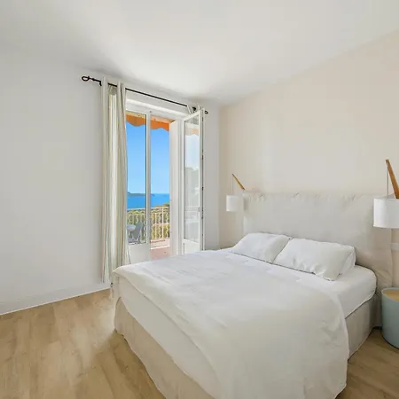 Sea View Duplex At Giens Peninsula 公寓